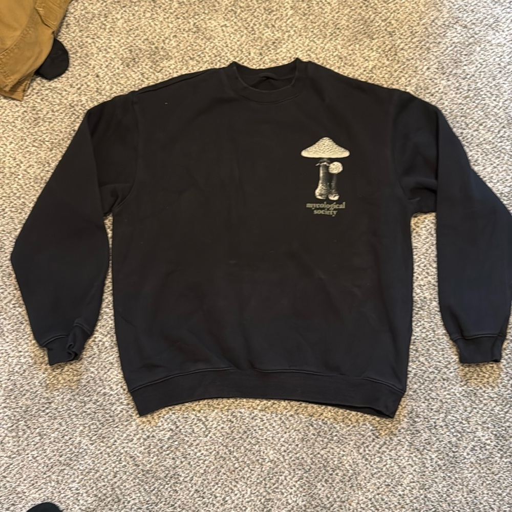 Mushroom Decal Crewneck!